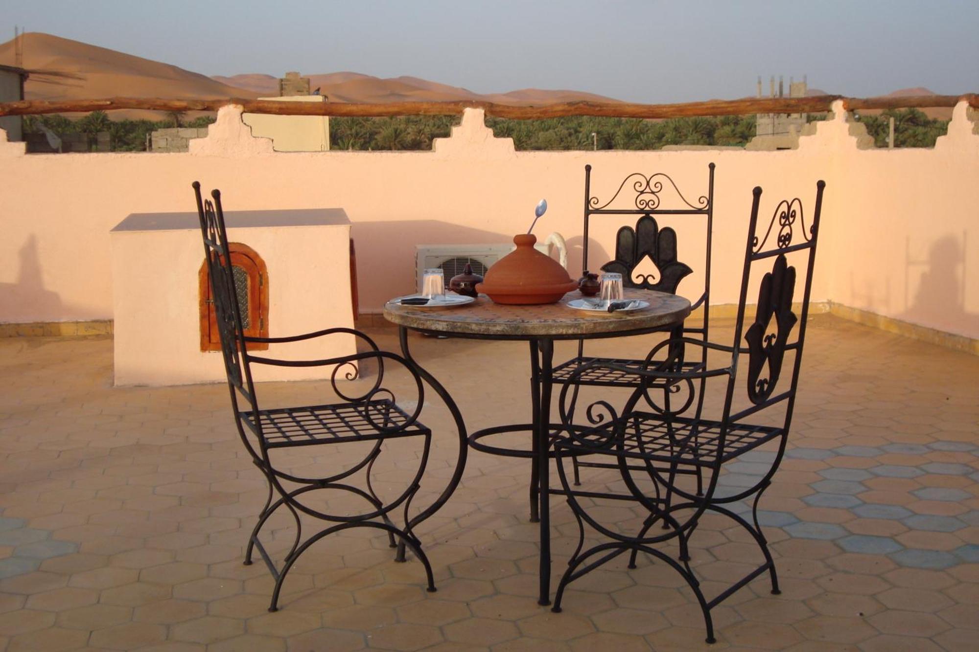Riad Aicha & Camel Trekking Merzouga Exterior photo